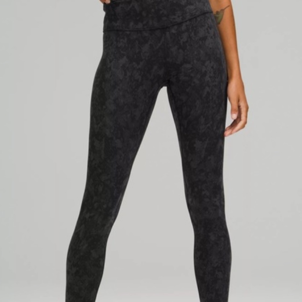 Lululemon Wunder Train HR Tight 25" Hideaway Camo Deep Coal Size 8